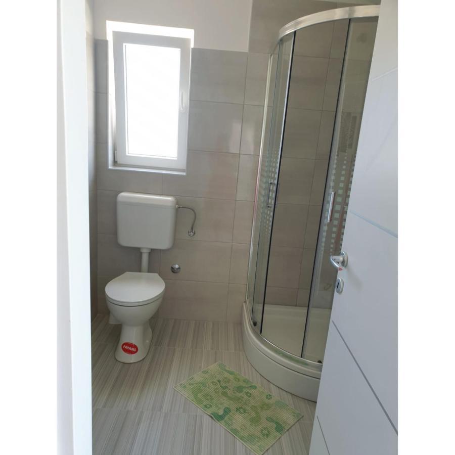 Apartment Mate4 Bibinje Luaran gambar
